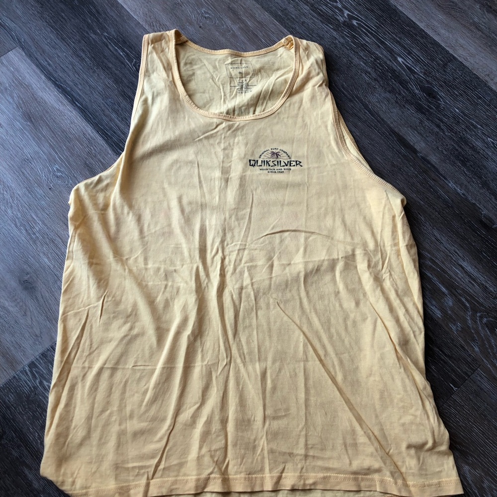 Quiksilver Men’s Pale Yellow Tank Top with Chest Logo Size Large